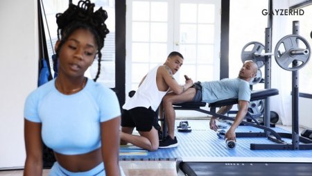 Teaching him how to pump – Beaux Banks, ZarioTravezz