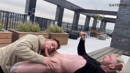 Ace Quinn blowing William Seed on a Rooftop