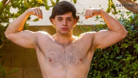 Dillon James Puts On A Solo Show