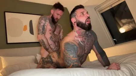 Teddy Bryce fucked by Troy Daniels